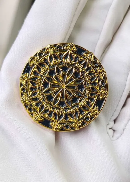 Starburst Lapel Pin - Large (1)
